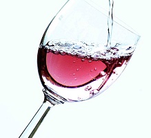 Романтика и свежесть розового вина